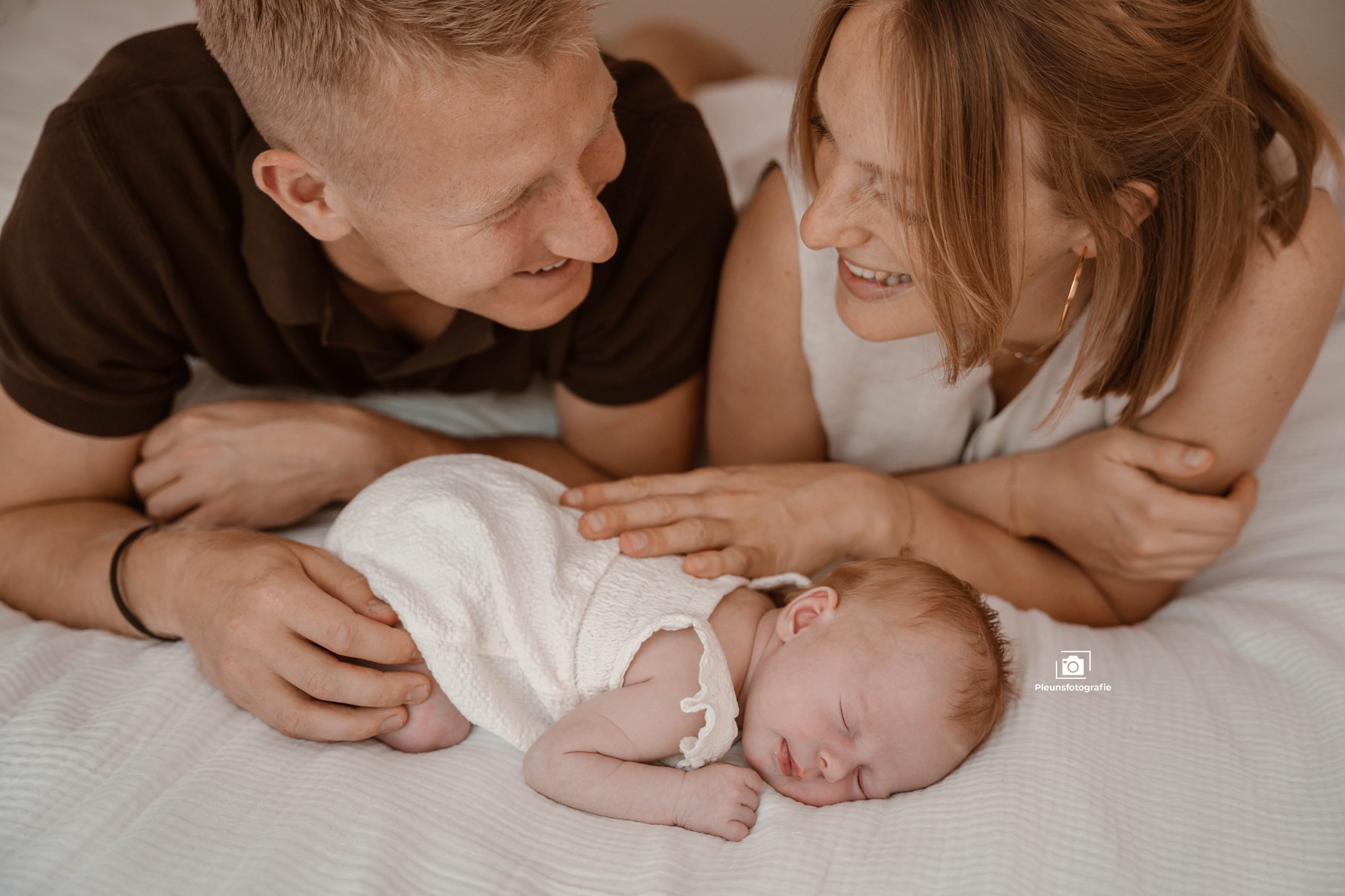babyshoot aan huis fotograaf goirle pleunsfotografie (8)